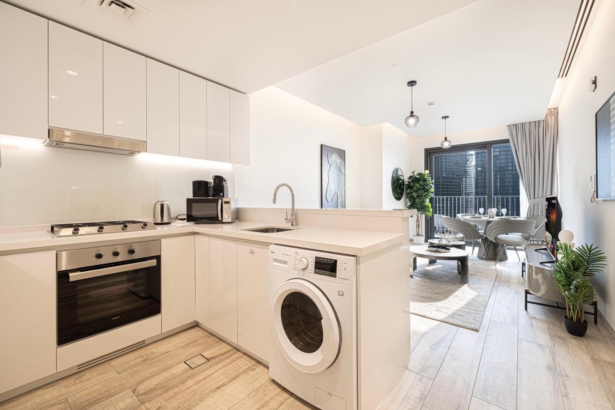 Apartment Elegant City-view 5 Min To Burj Khalifa Dubai