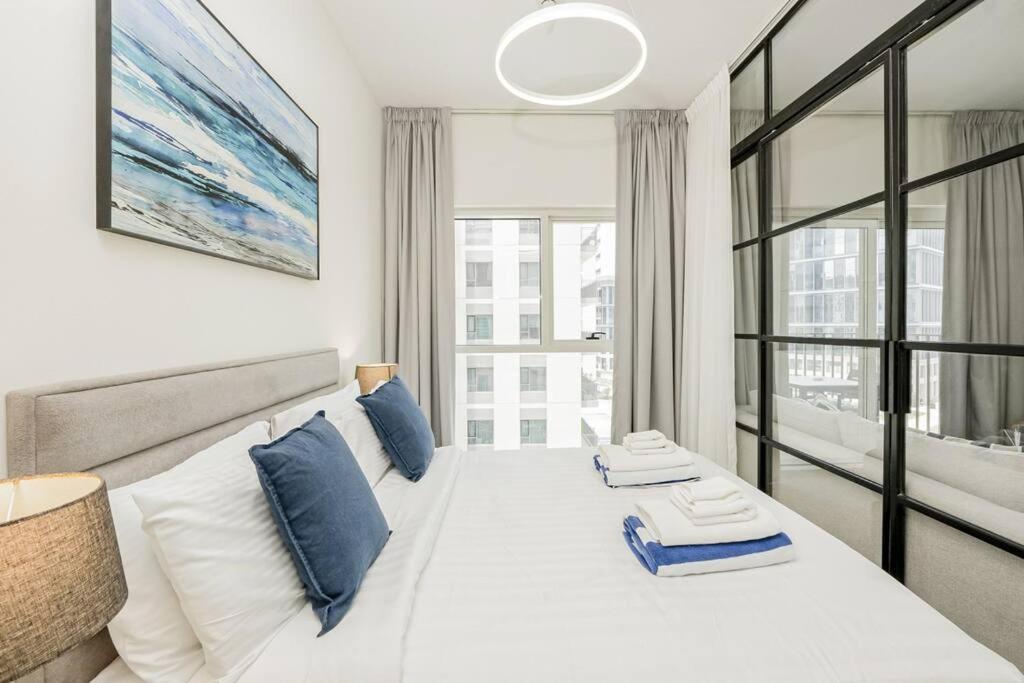 Luxury At Socio Hills, 2 Beds, Sleeps 4 Dubai