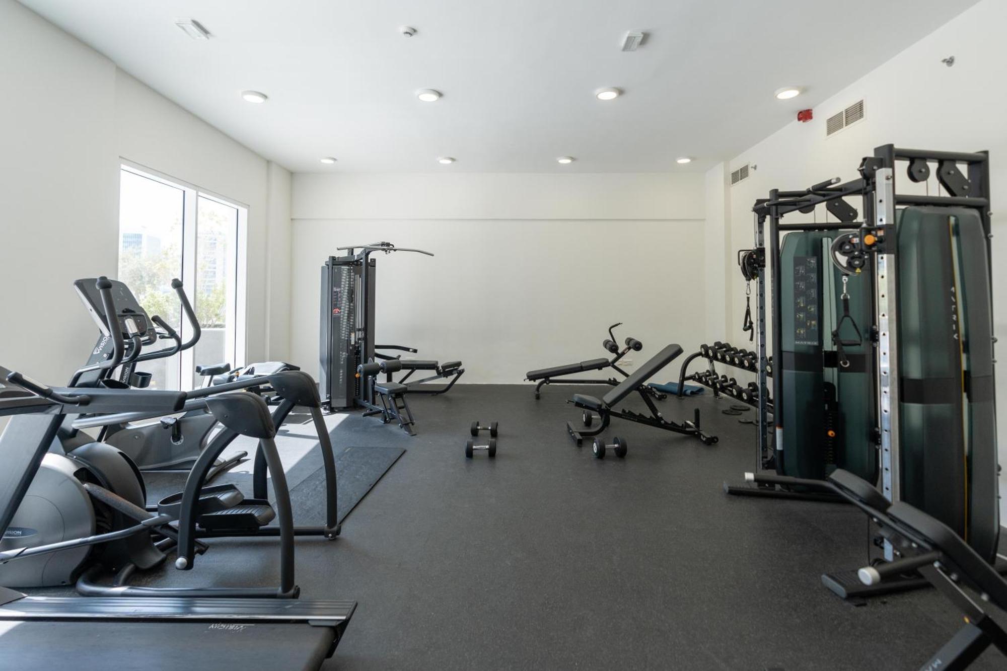 Cozy Spacious Ag Tower Studio With Balcony - Business Bay