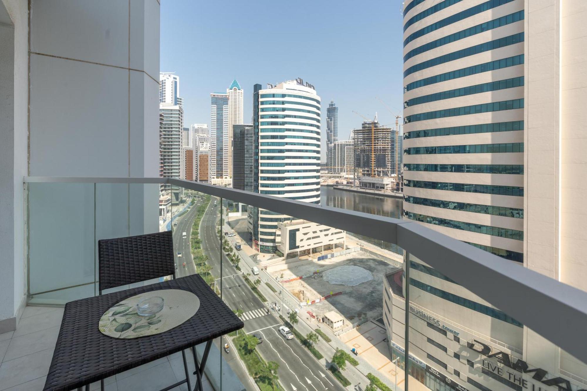 Cozy Spacious Ag Tower Studio With Balcony - Business Bay