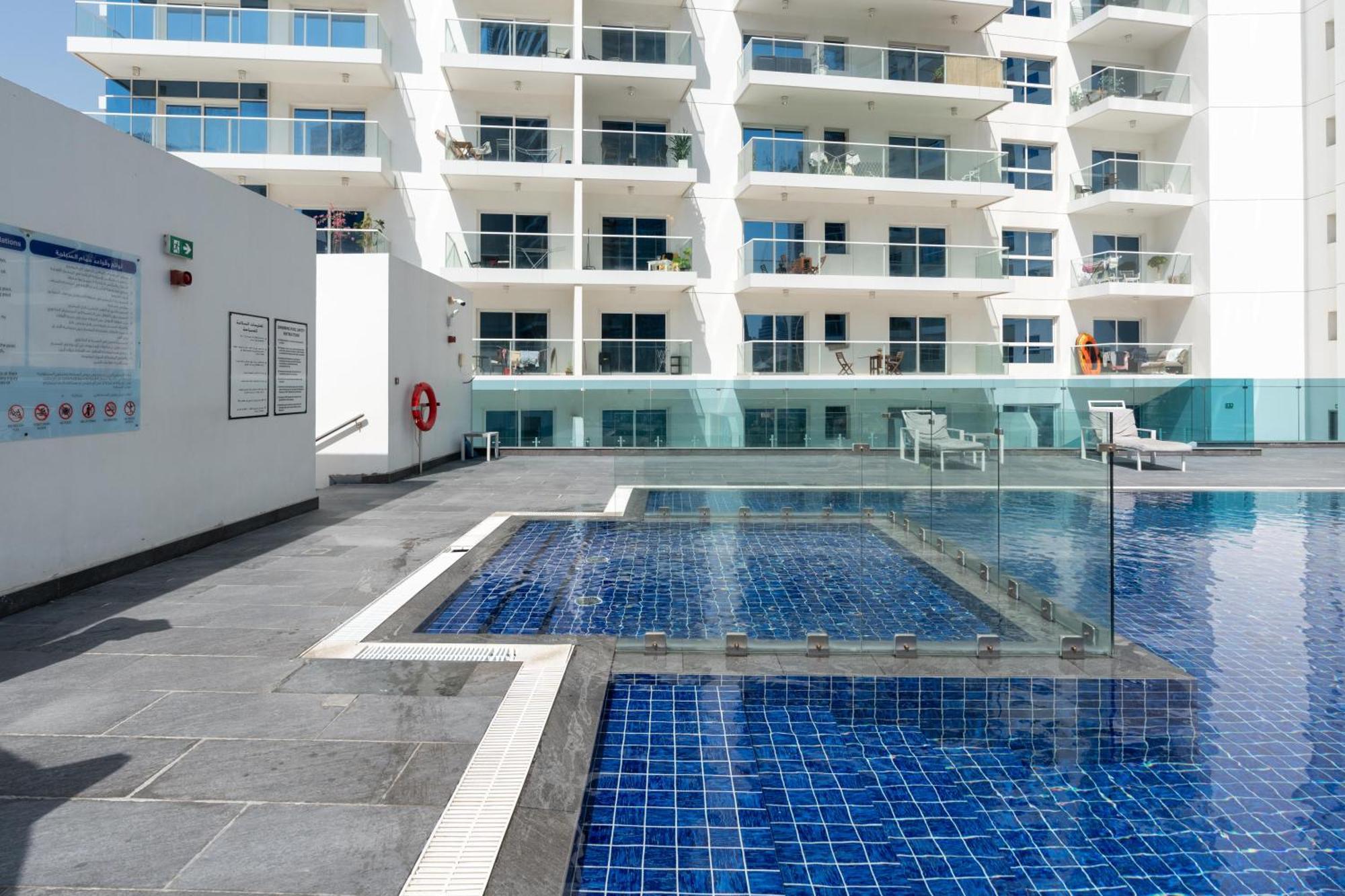 Cozy Spacious Ag Tower Studio With Balcony - Business Bay Dubai