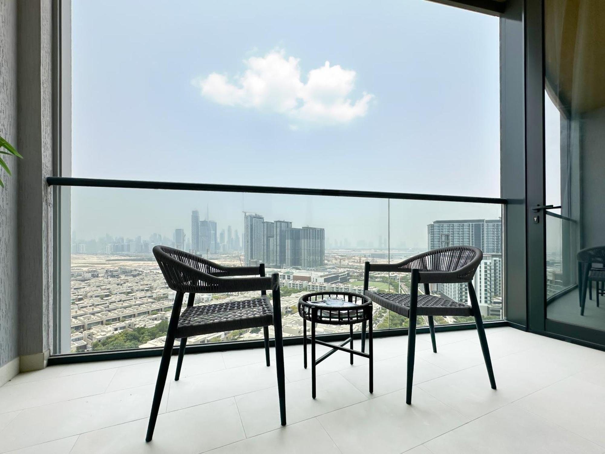 Apartment Trophy - Waves Grande Prime Exquisite *
