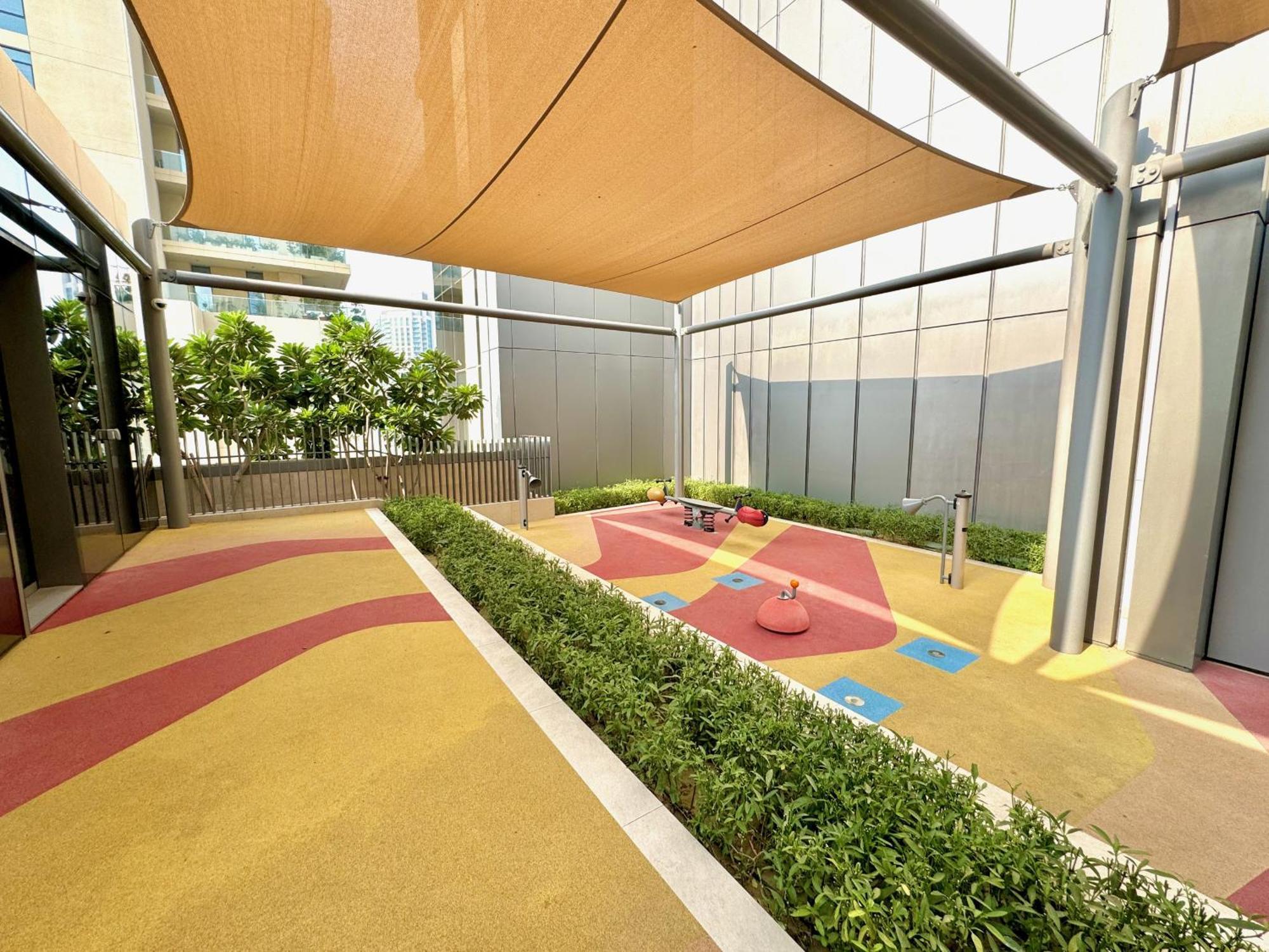 Next To Burj Khalifa Mall 1 Bedroom Luxe