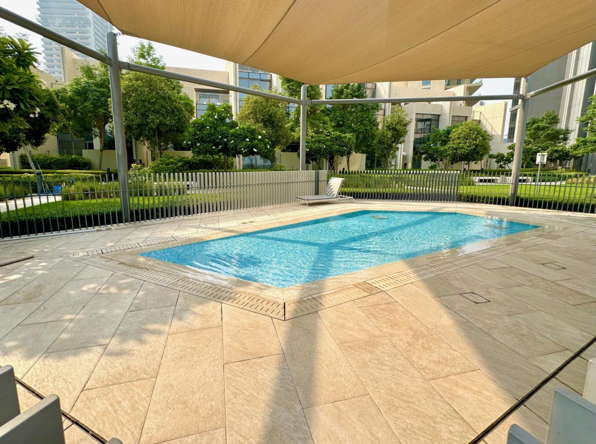 Next To Burj Khalifa Mall 1 Bedroom Luxe * Dubai