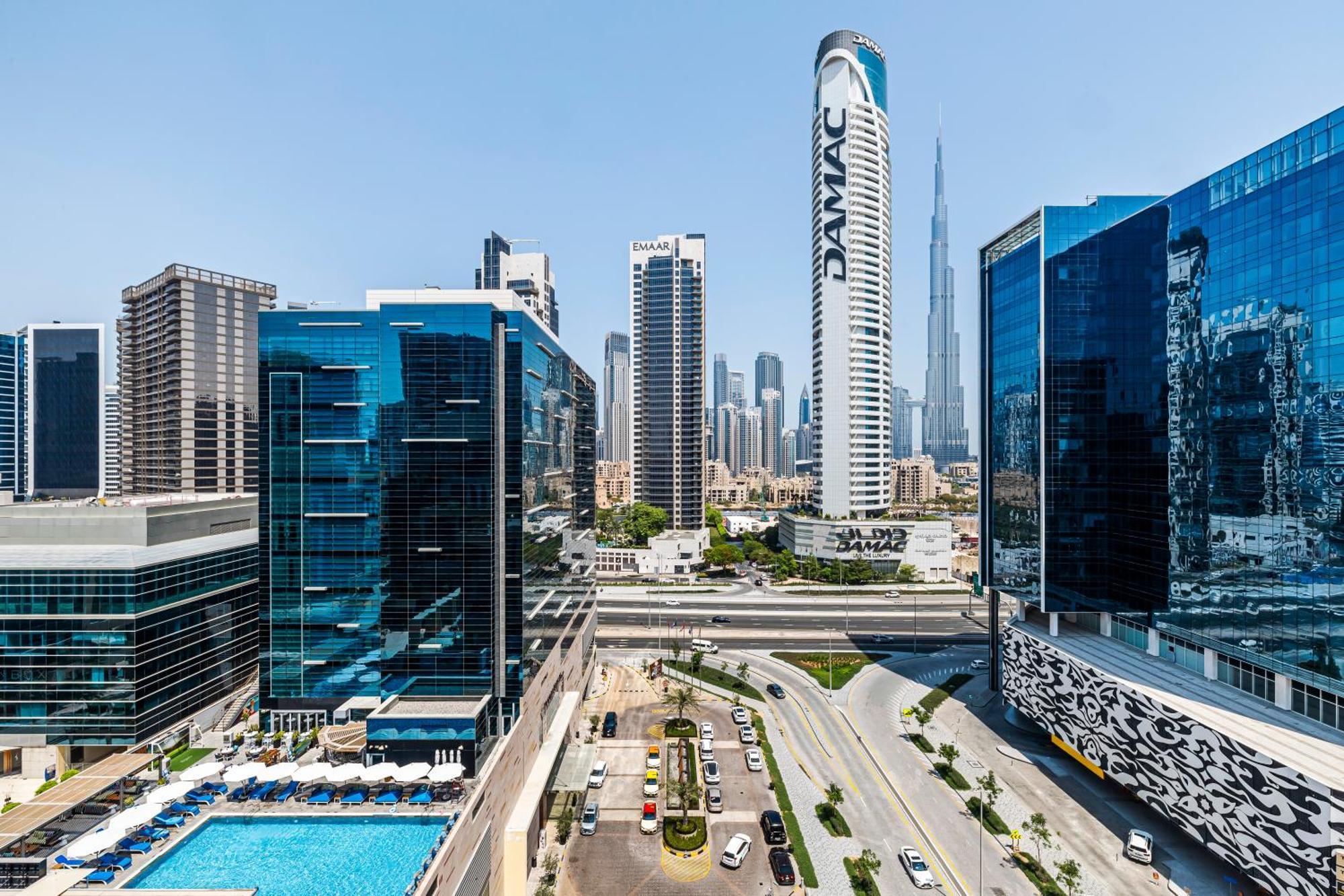 1br With Burj Khalifa View Bay Square Business Bay * Dubai