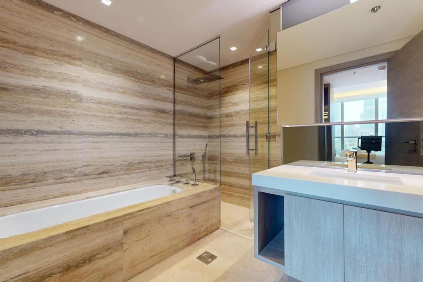 The Sterling - Modern One Bedroom *