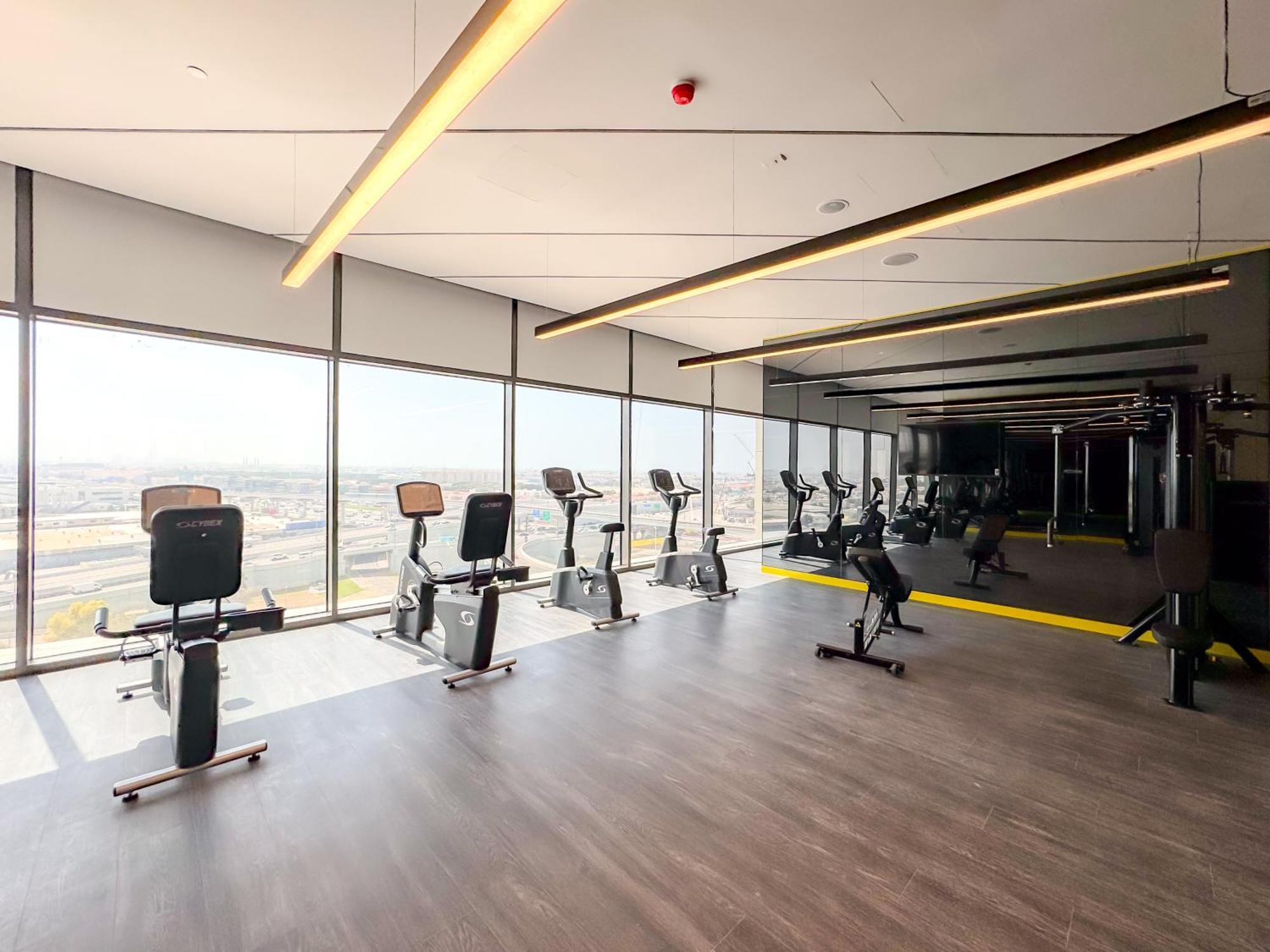 Dayf-fsl 1-bedroom In Business Bay Near Downtown *