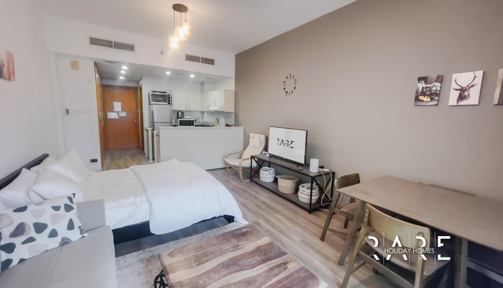 Rare Homes - View - Vista B - Production - Impz - R2112 Apartment