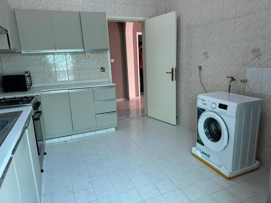 Master Near Metro Dubai