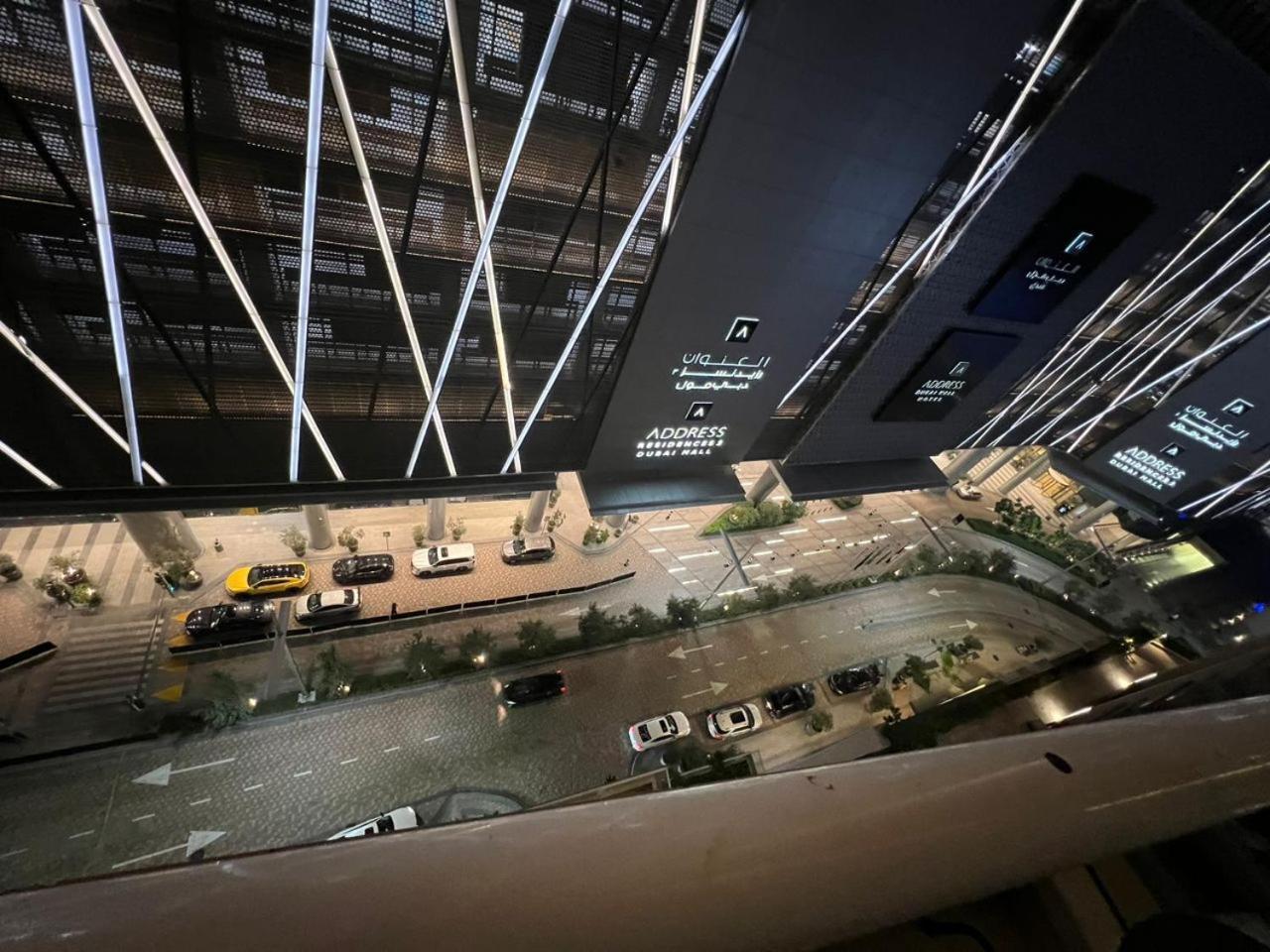 Downtown Holiday's - 1 Min To Mall & Burj Khalifa Hostel