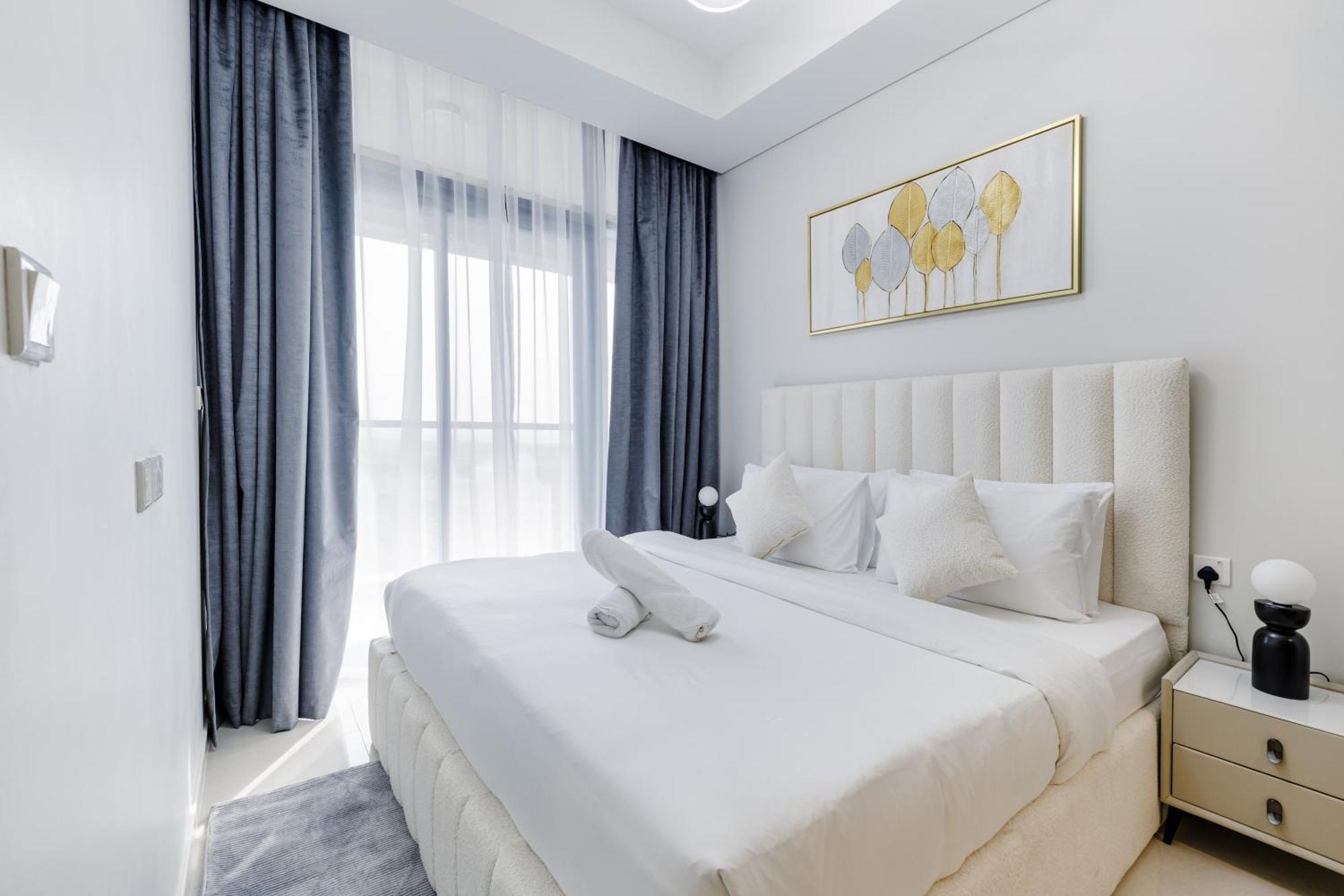 Aliving Charming 1br At Aykon Tower Business Bay Apartment *