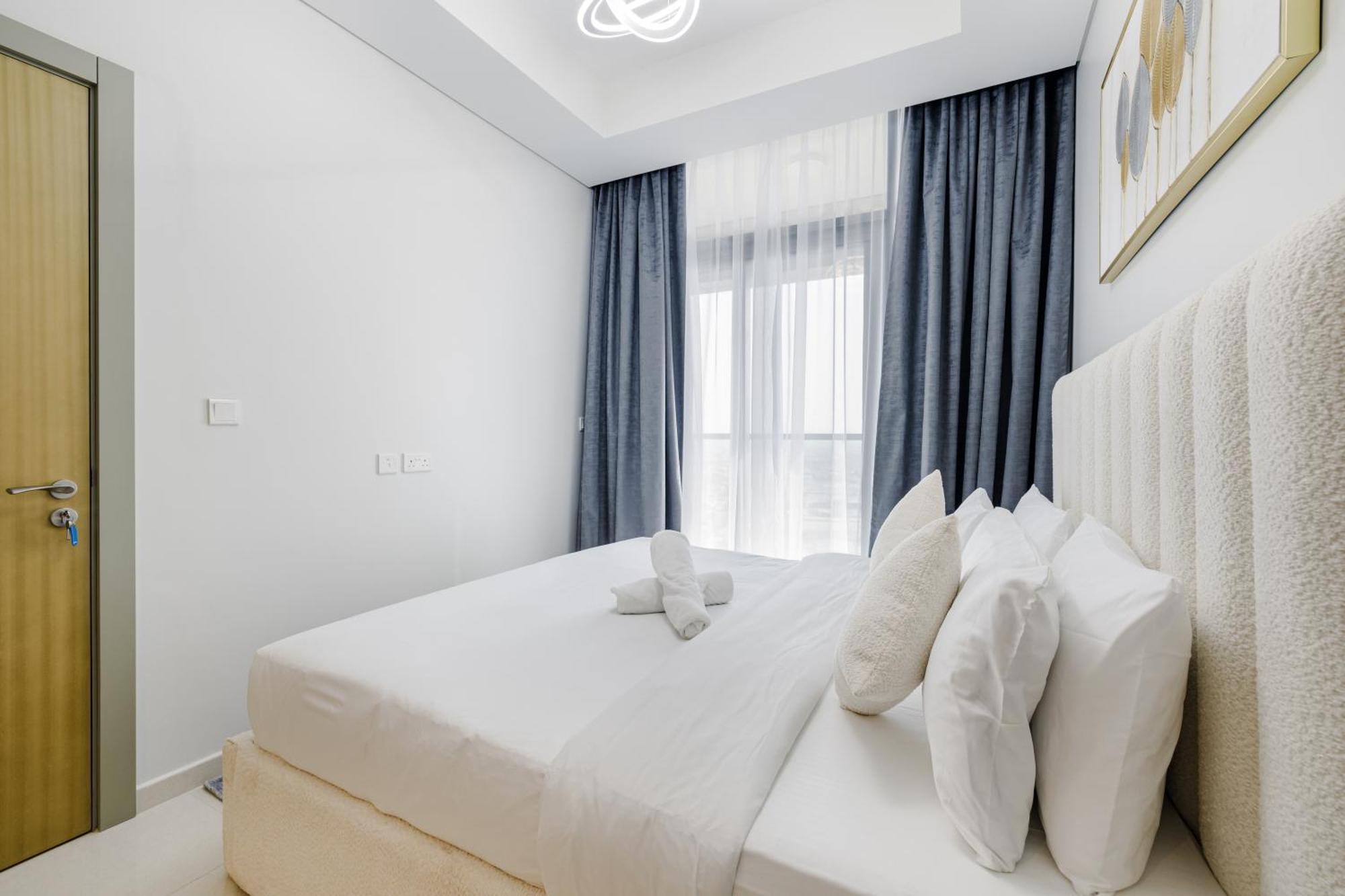 Aliving Charming 1br At Aykon Tower Business Bay Dubai