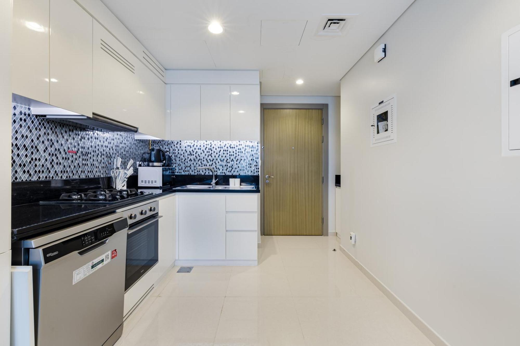 Apartment Aliving Charming 1br At Aykon Tower Business Bay *