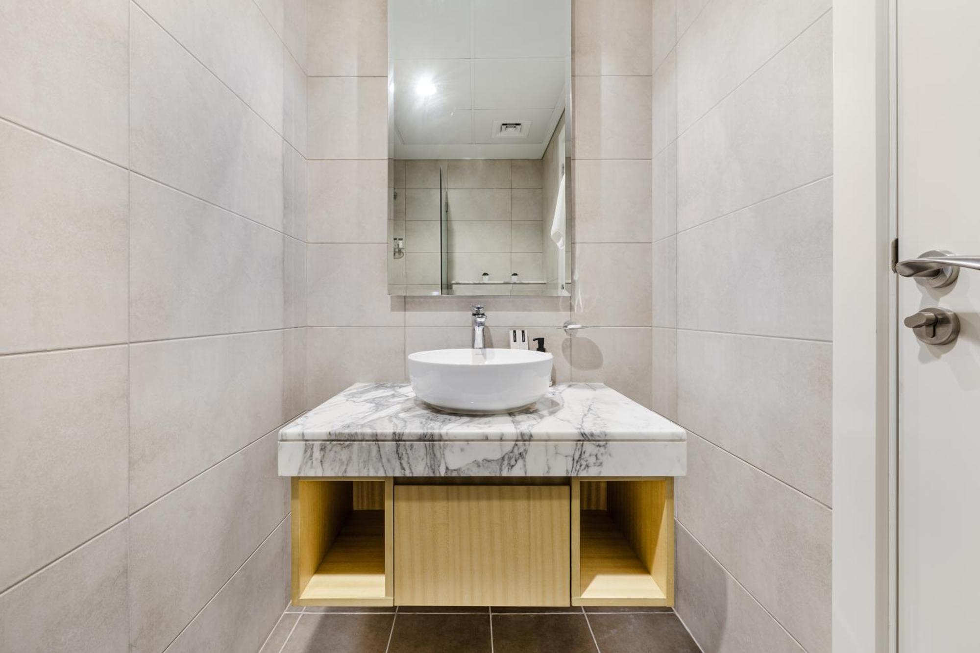 Aliving Charming 1br At Aykon Tower Business Bay Apartment Dubai