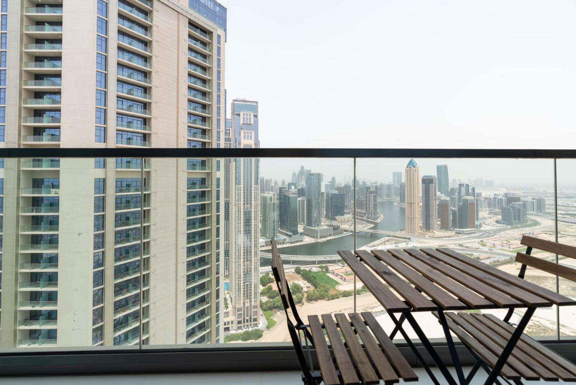 Apartment Lux Aykon Tower I Skyline Canal Views *