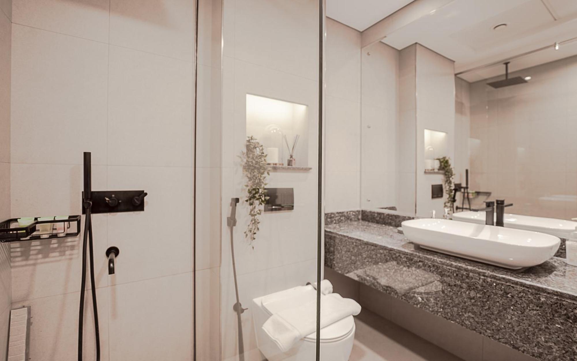 Apartment Modern Jvc 1br With Spacious Terrace