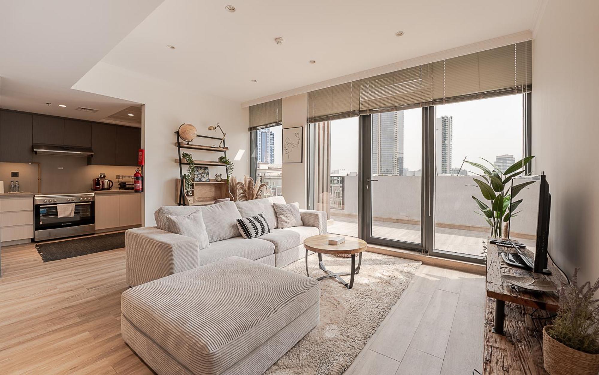 Apartment Modern Jvc 1br With Spacious Terrace