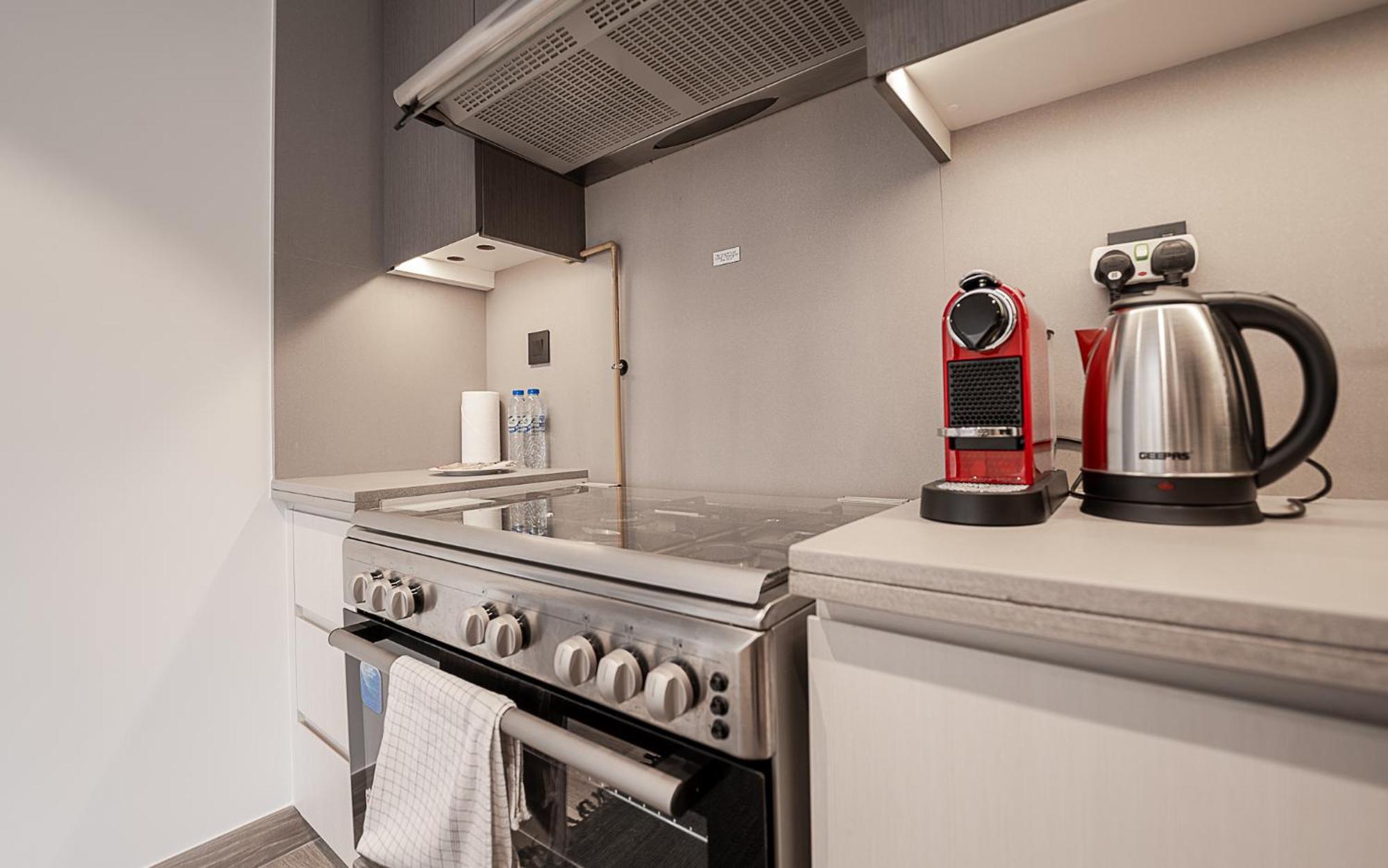 Modern Jvc 1br With Spacious Terrace