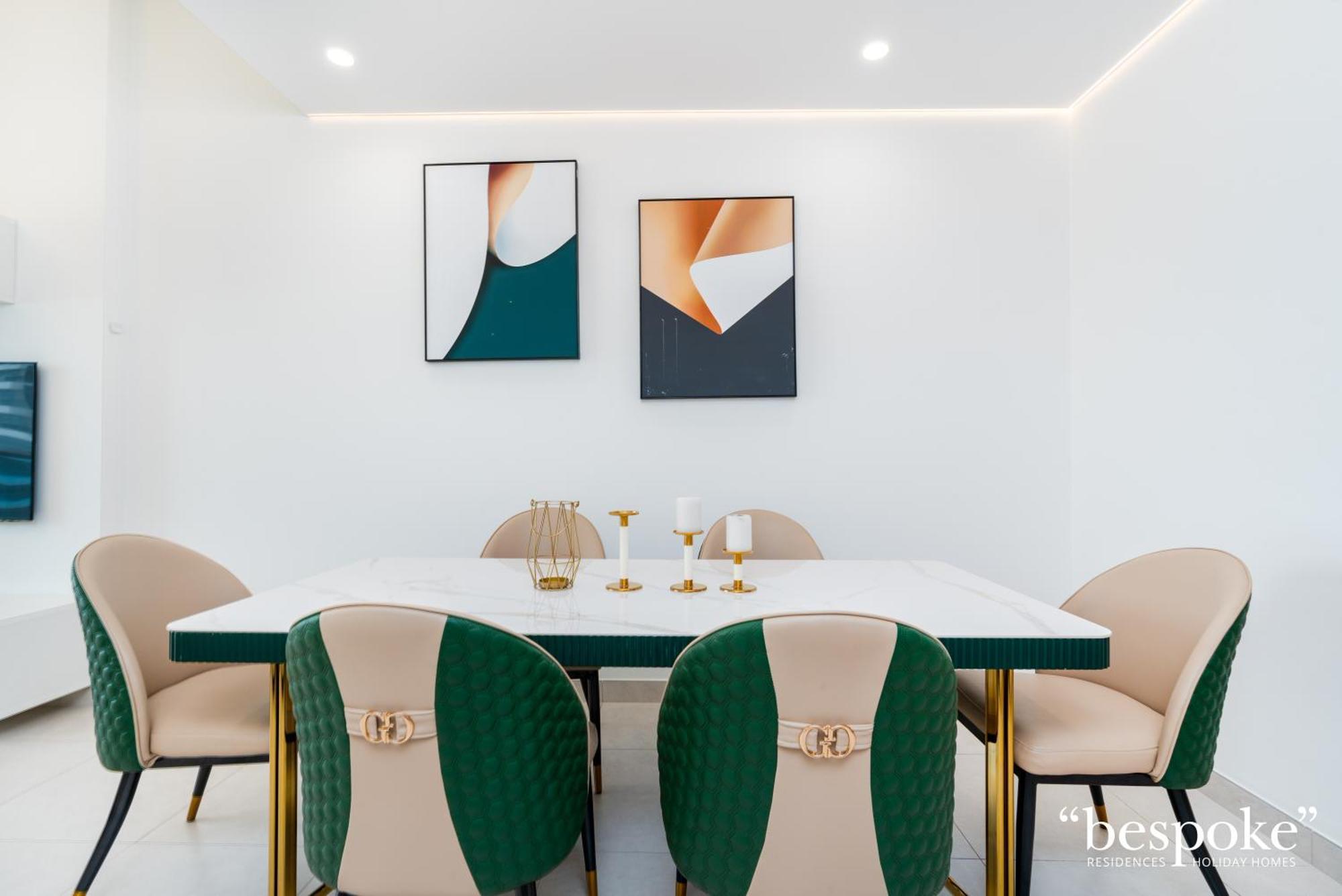 Apartment Bespoke - The Bay Residence, Stunning Views Dubai