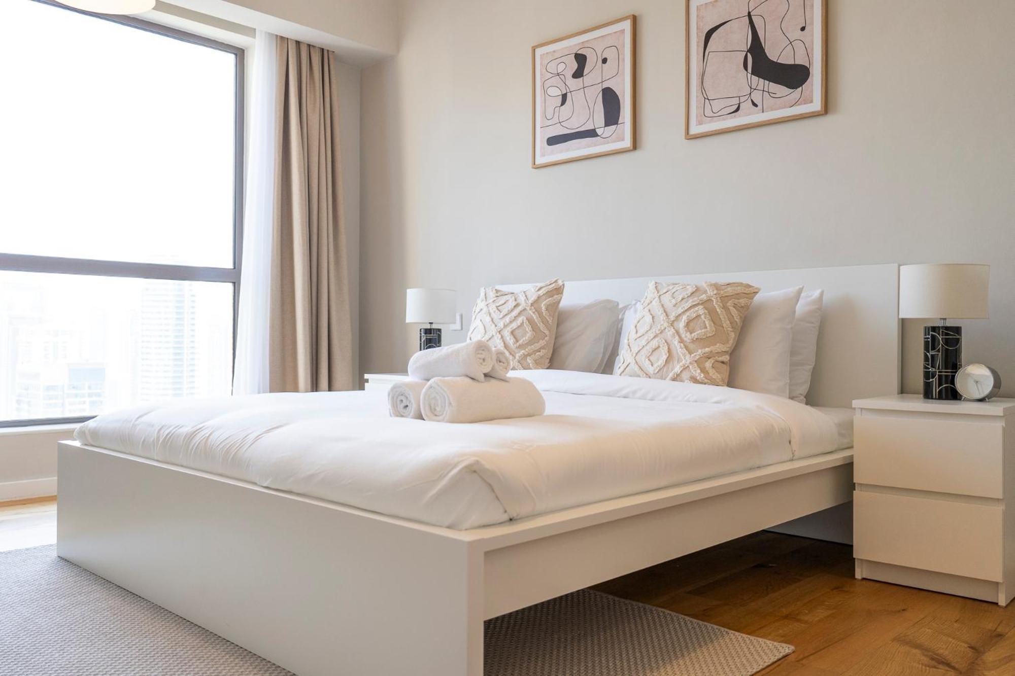 Apartment Cool 2 Bedroom Flat With Stunning Marina Views *