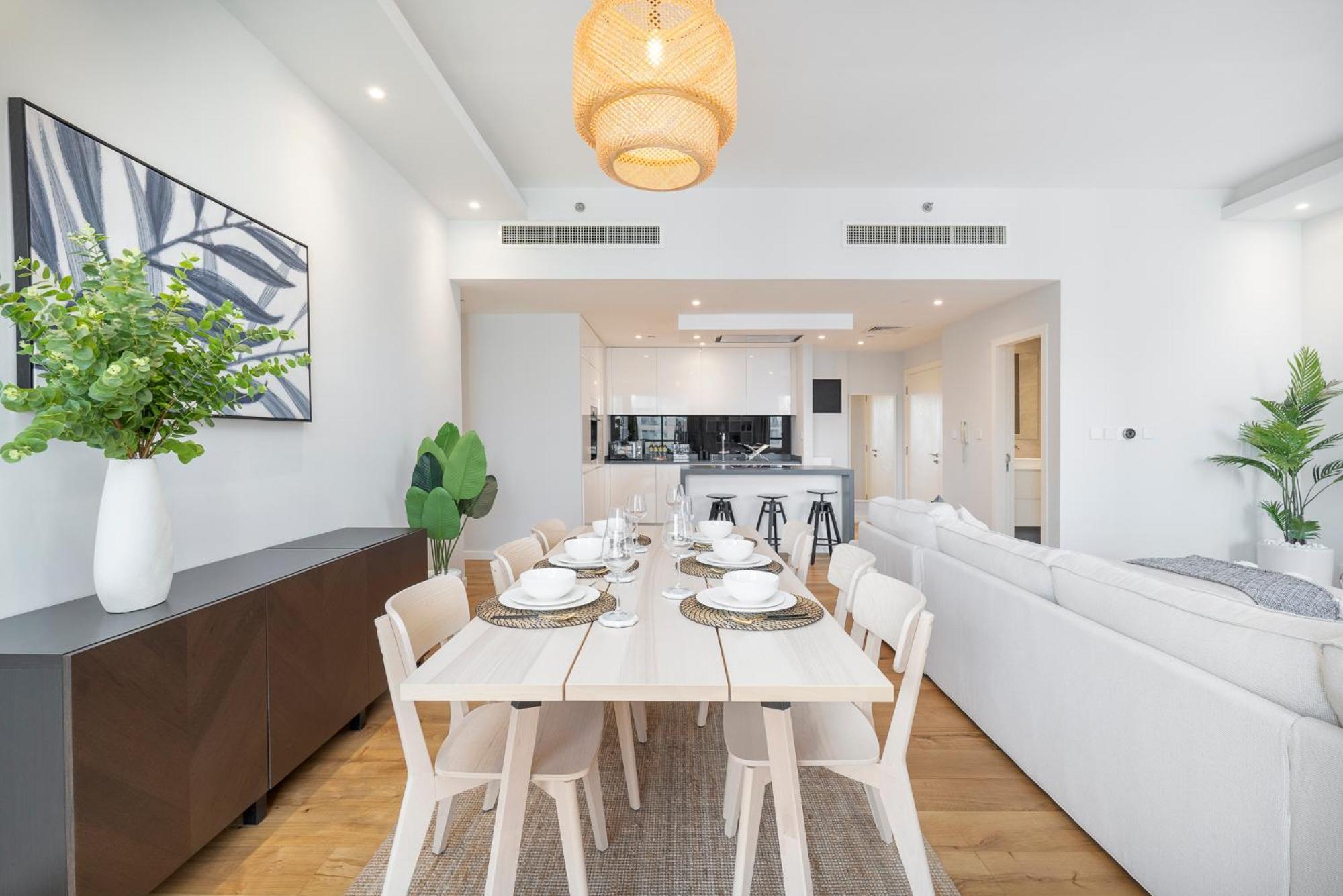Apartment Cool 2 Bedroom Flat With Stunning Marina Views *