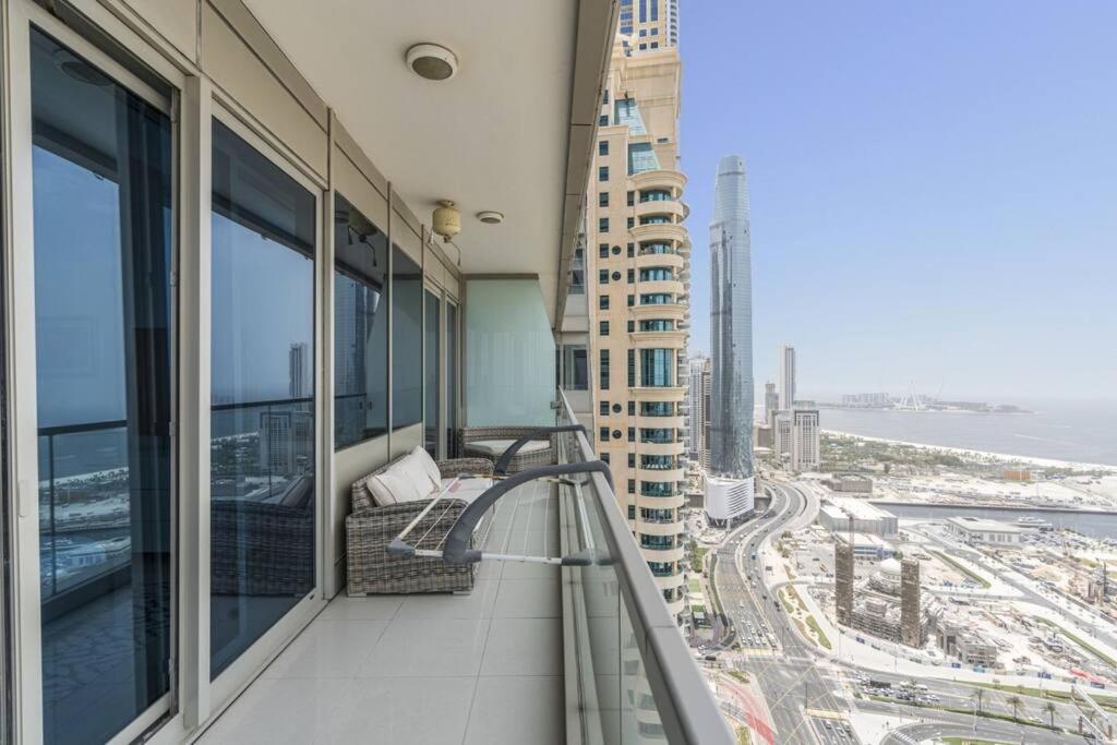 Apartment Luxury Ocean Heights Views, Marina, 4 Bds *