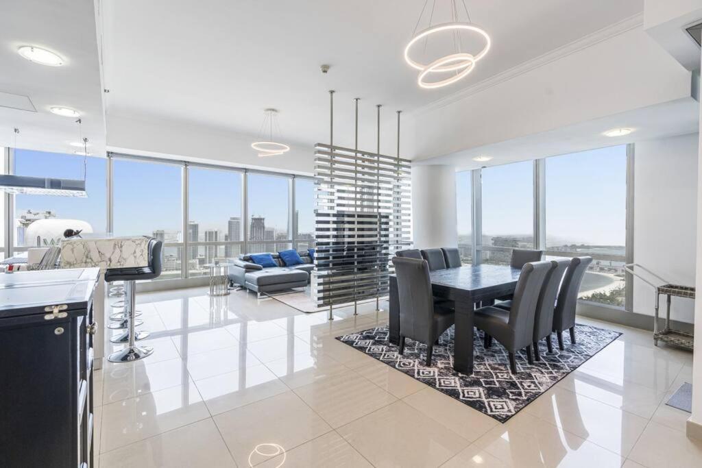 Luxury Ocean Heights Views, Marina, 4 Bds Dubai