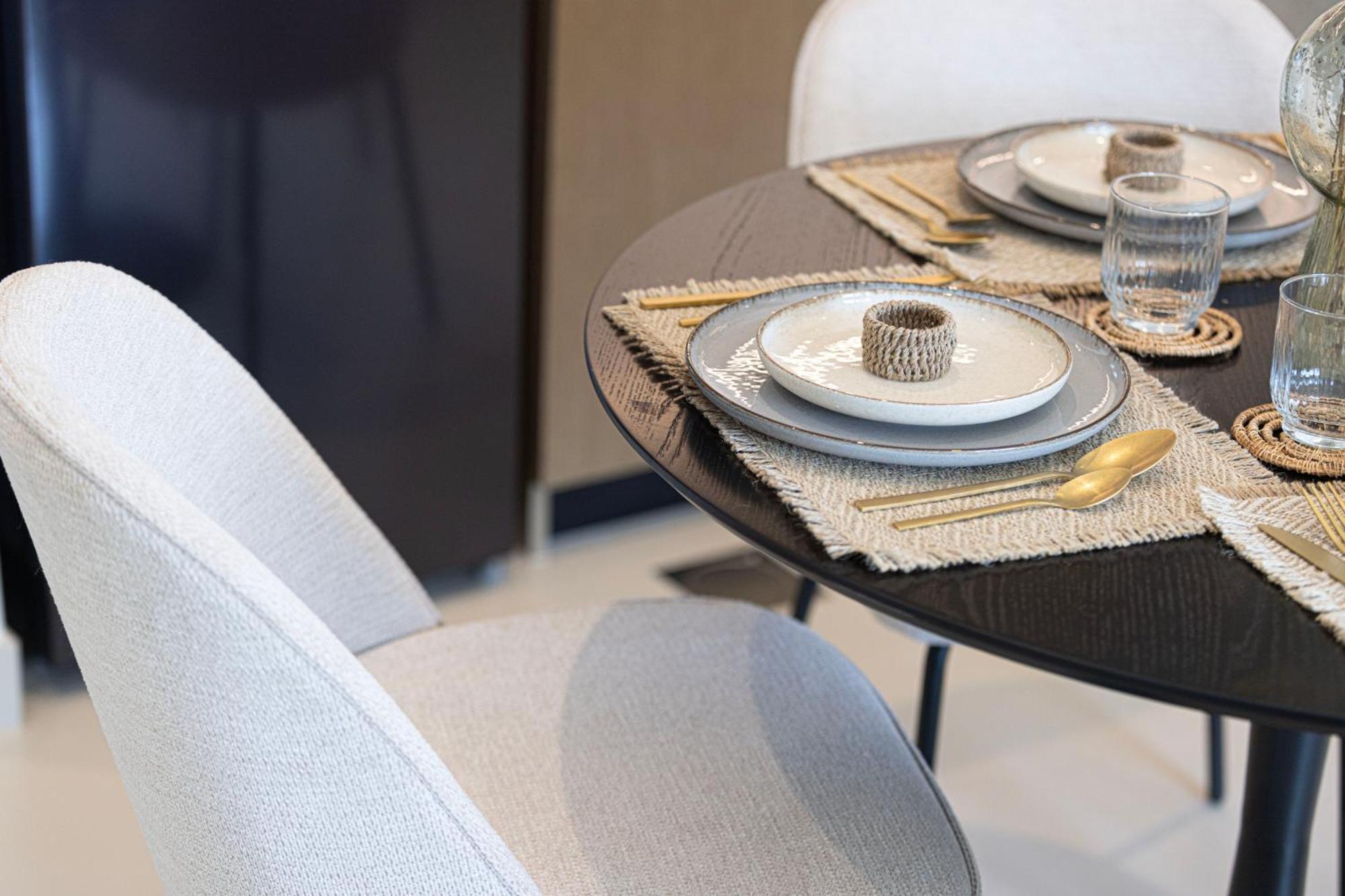 Luxury Minimalistic In Downtown Opposite Burj Khalifa & Mall *