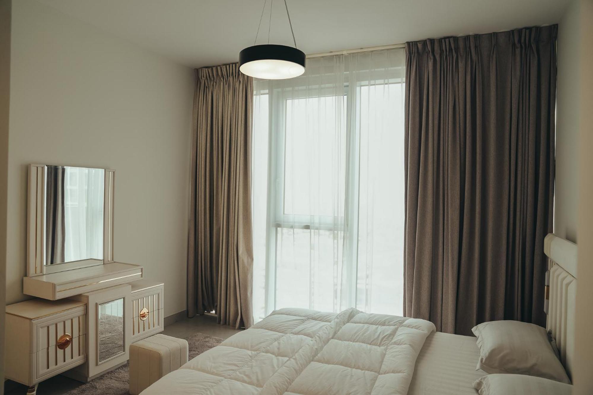 Apartment One Residences, East Tower- Luxury 360 Live *