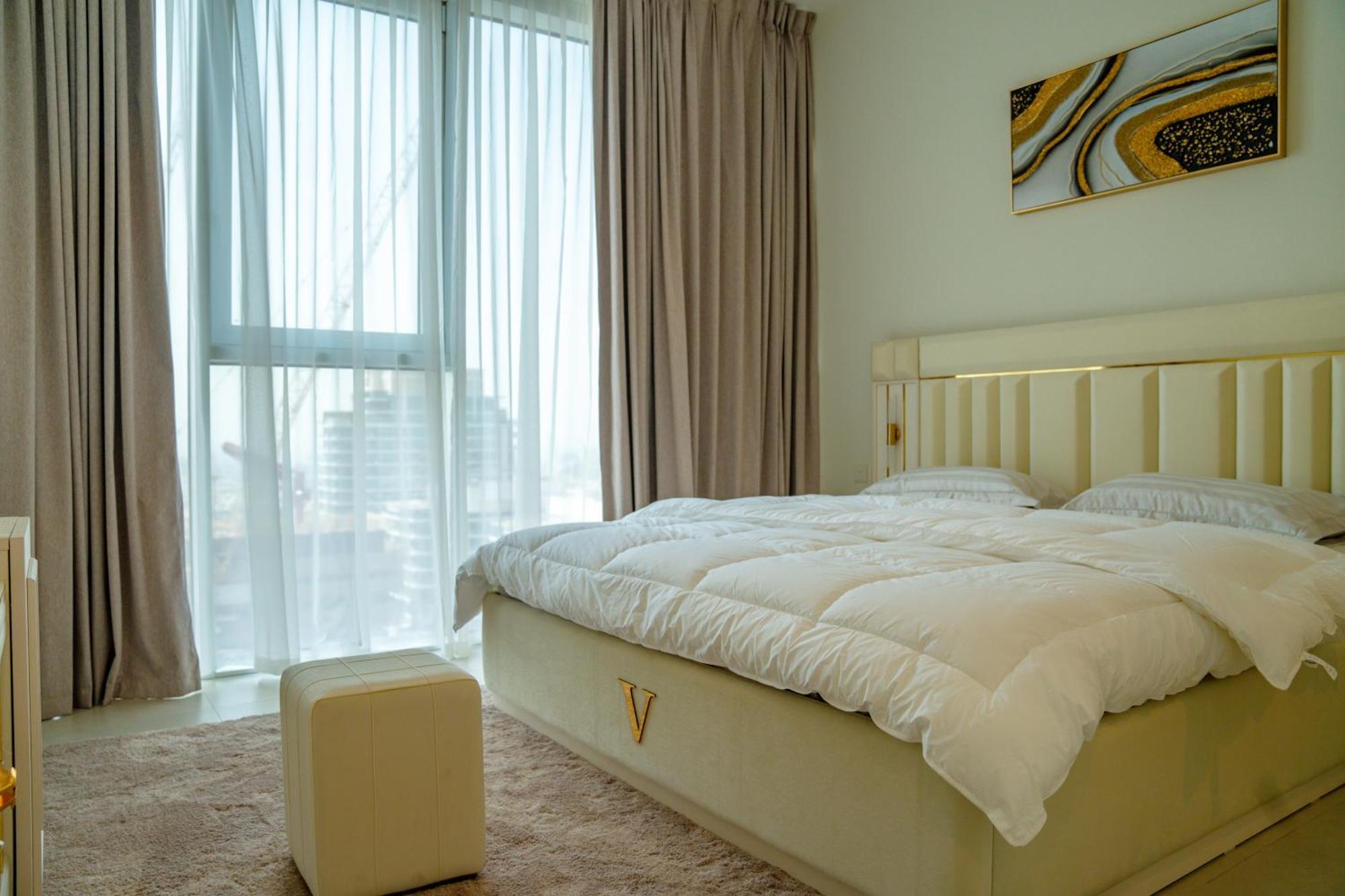 One Residences, East Tower- Luxury 360 Live