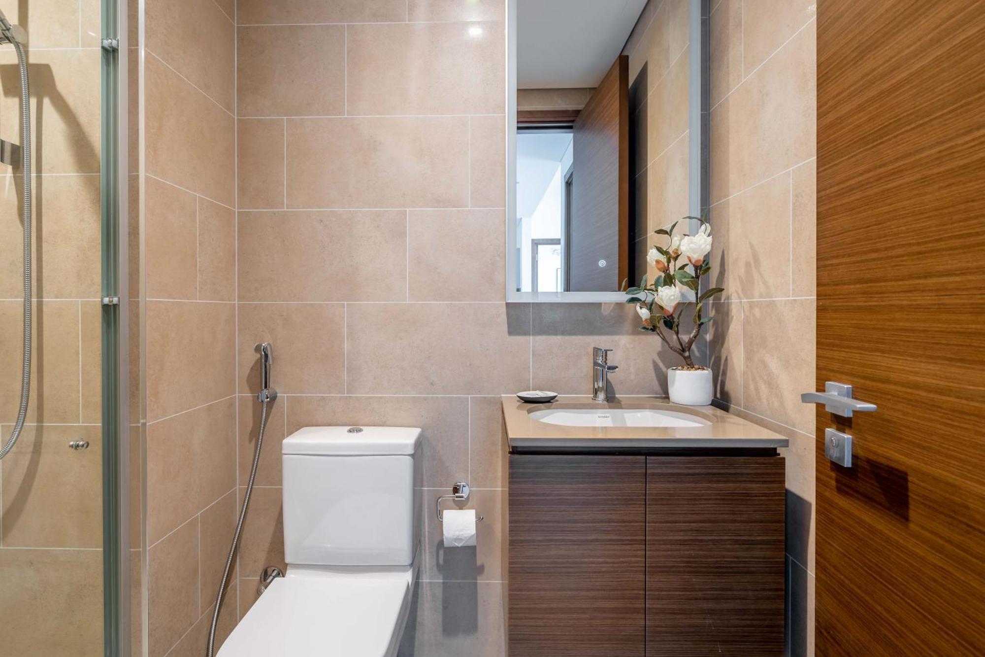 Exquisite And Elegant 2br B3008 *
