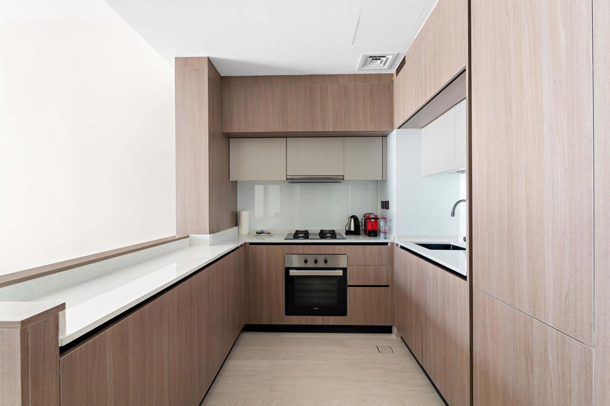 Apartment Elegant 1 Bedroom In Arjan With Pool Gym Game