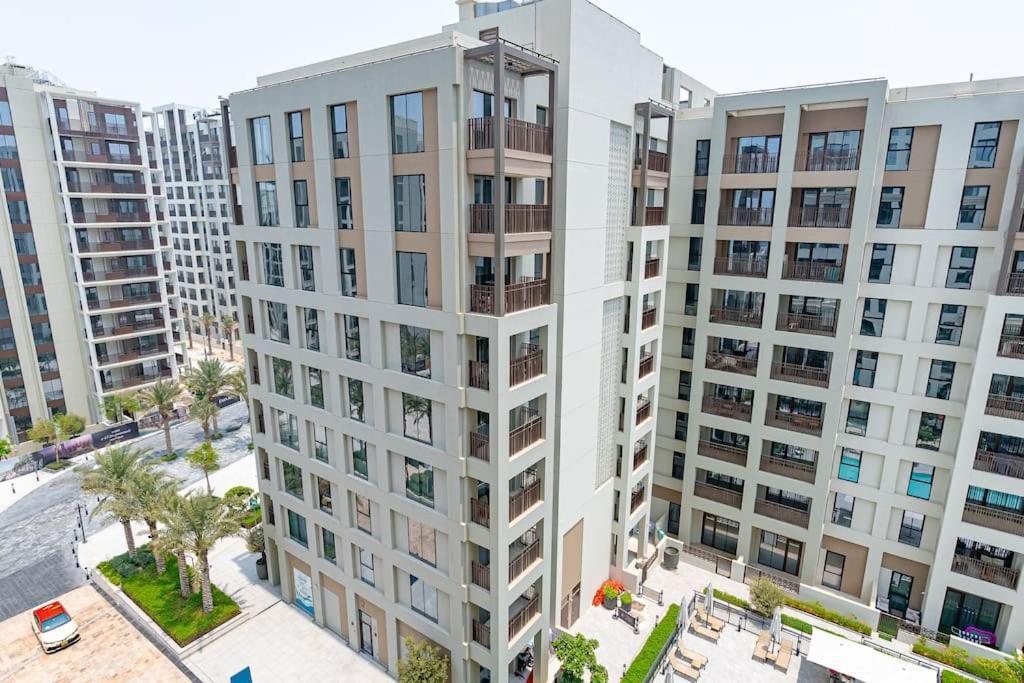 Stylish 2 Bedroom At Vida Residence, Creek Apartment