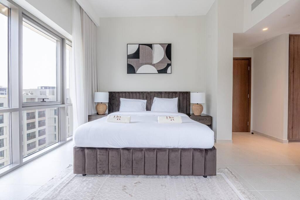 Apartment Stylish 2 Bedroom At Vida Residence, Creek Dubai