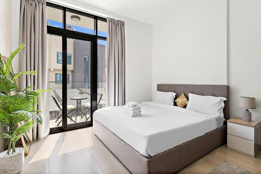 Stunning Modern Luxury At Jvc Dubai