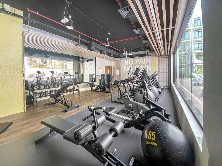 Apartment Stunning Modern Luxury At Jvc *