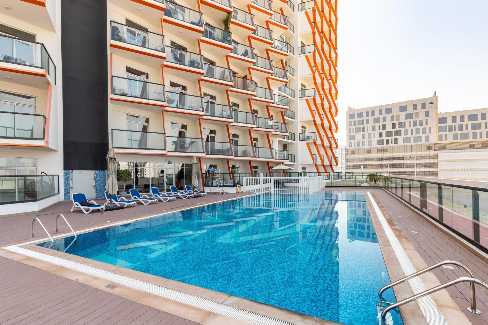 Binghatti Gateway By Simply Comfort Apartment Dubai
