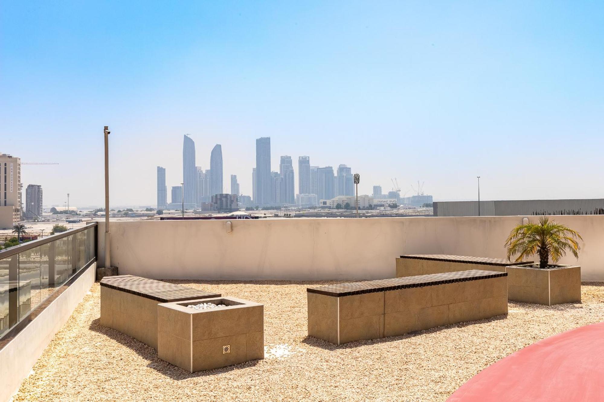 Binghatti Gateway By Simply Comfort Dubai