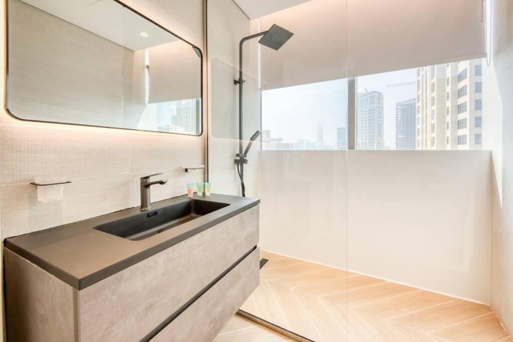 Lux 3bedroom Upgraded -marina View & Jbr Apartment *