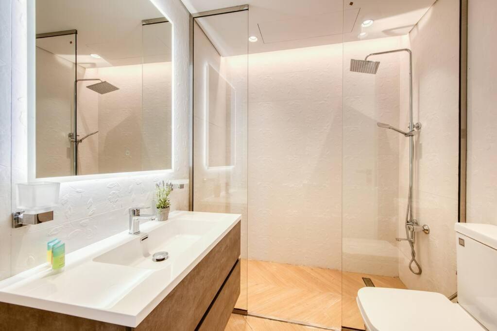 Lux 3bedroom Upgraded -marina View & Jbr Apartment *