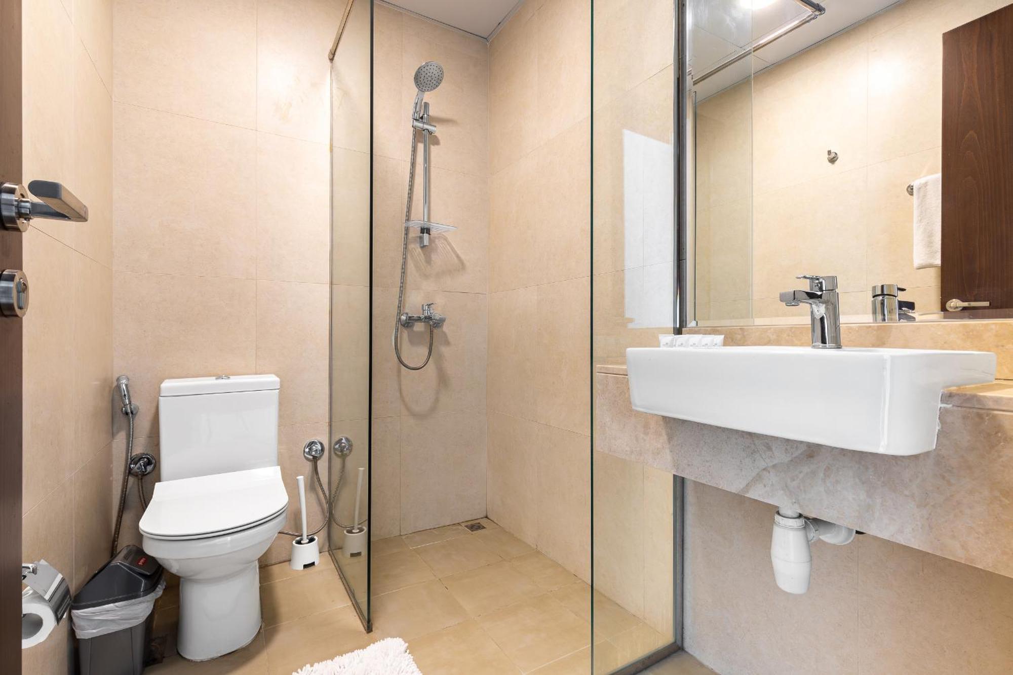 Apartment Binghatti Gateway By Simply Comfort