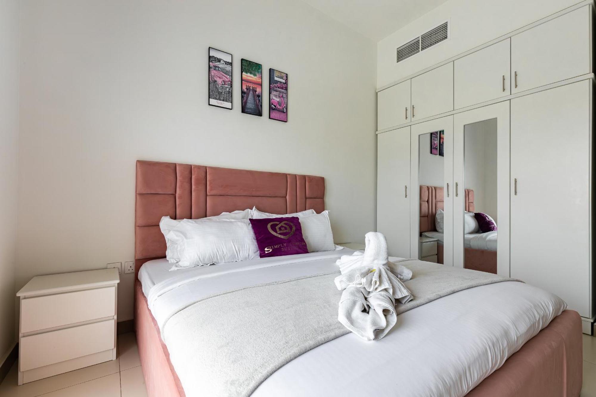 Binghatti Gateway By Simply Comfort Dubai