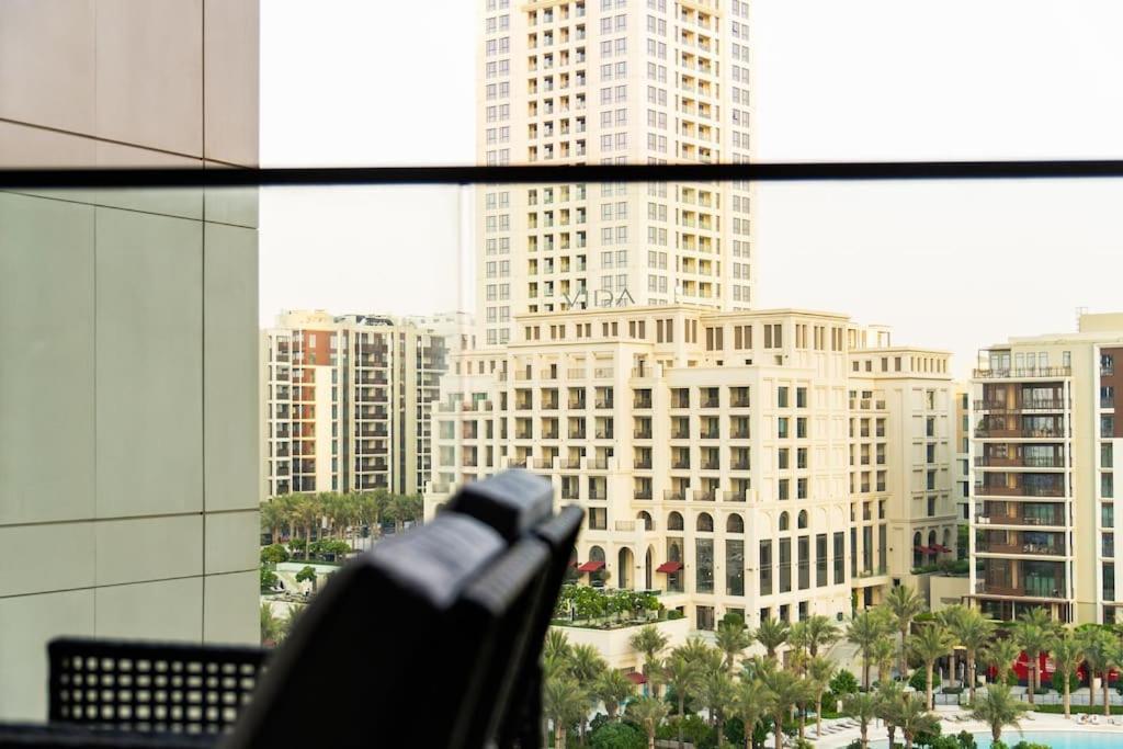 Bright 1-bdr View Of Harbour Creek Dubai