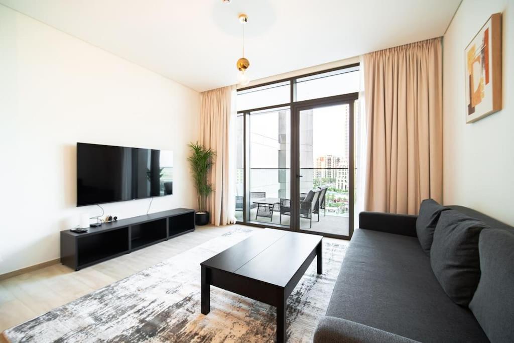 Bright 1-bdr View Of Harbour Creek Apartment *