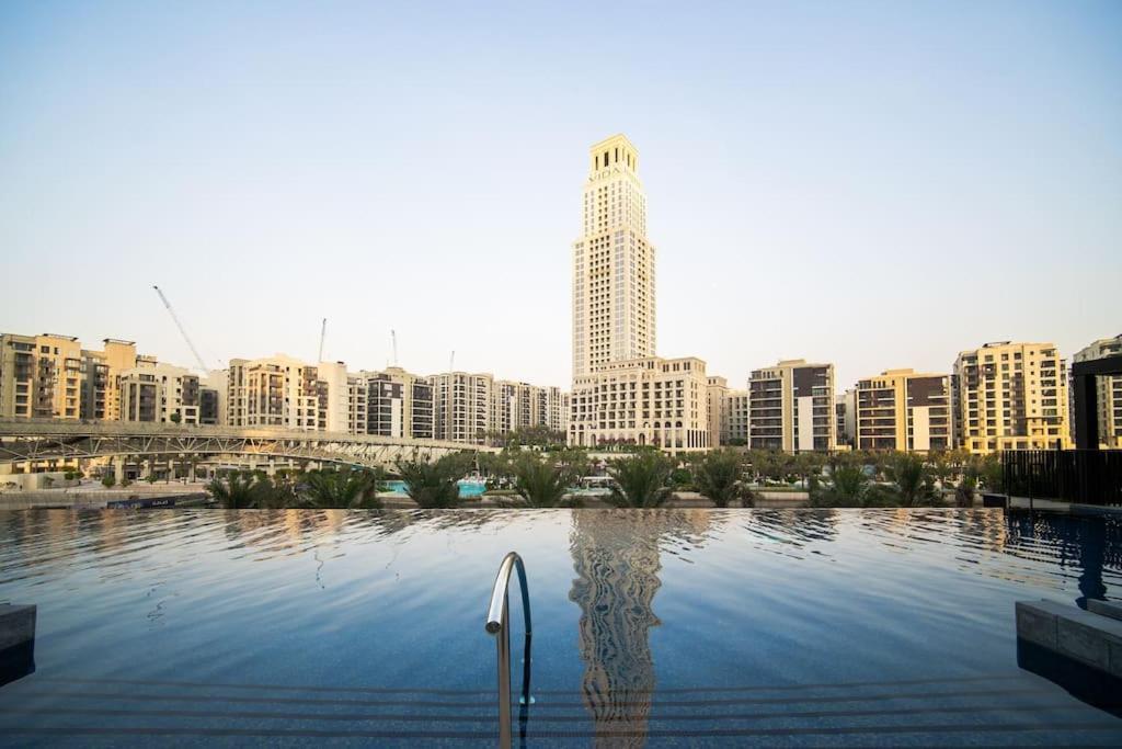 Bright 1-bdr View Of Harbour Creek Apartment Dubai