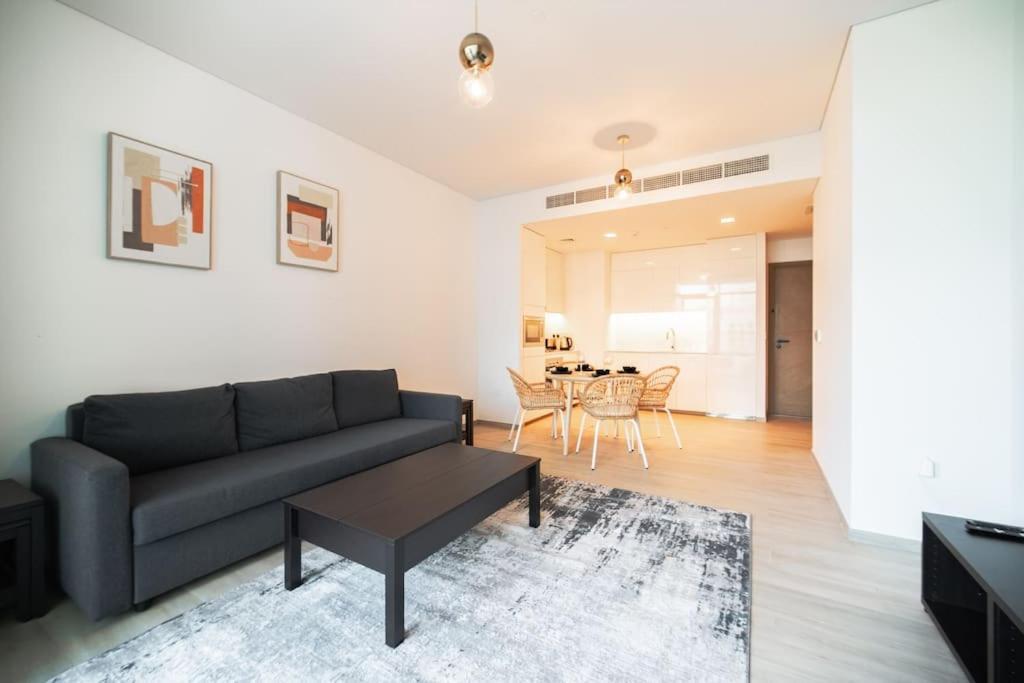 Bright 1-bdr View Of Harbour Creek * Dubai