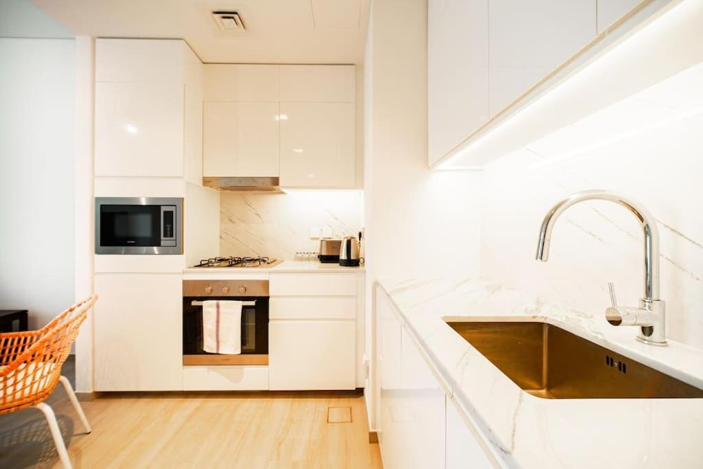 Apartment Bright 1-bdr View Of Harbour Creek *