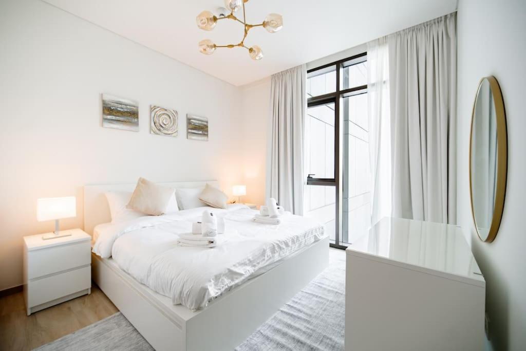 Apartment Bright 1-bdr View Of Harbour Creek Dubai