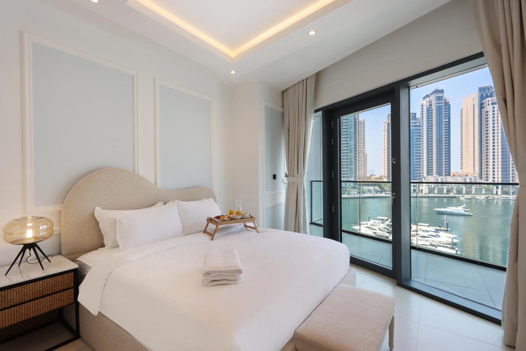 Livbnb- 3b Retreat Overlooking Marina, On The Walk * Dubai