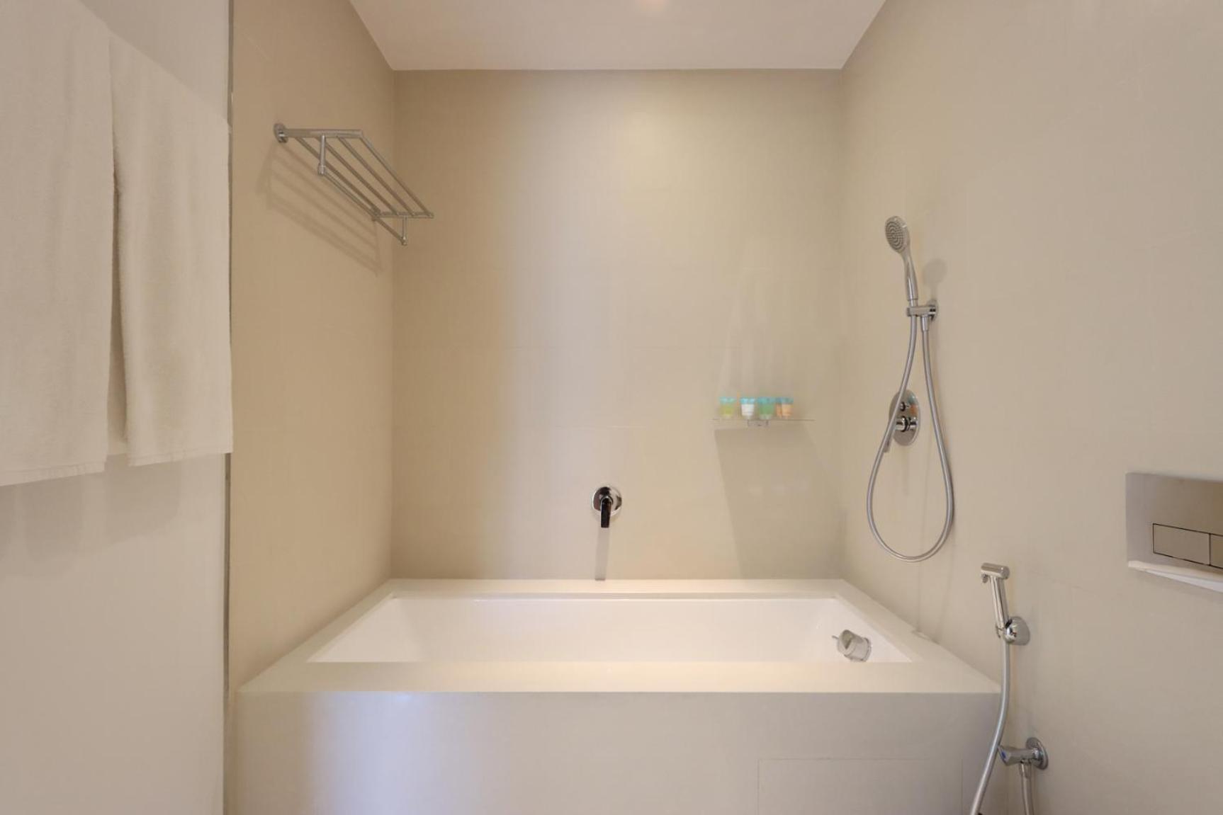 Livbnb- 3b Retreat Overlooking Marina, On The Walk Apartment Dubai